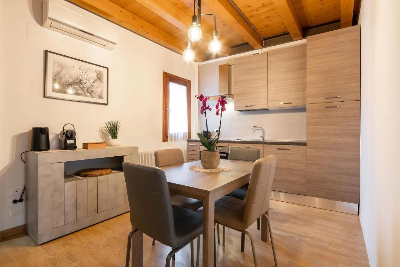 Apartmán Venezia-Suite HemingwayA Pochi Passi Outlet Noventa di Piave