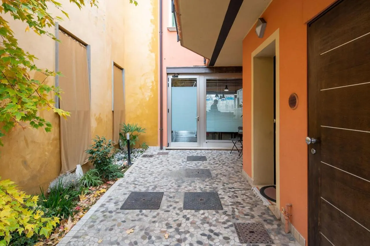 Venezia-Suite HemingwayA Pochi Passi Outlet Noventa di Piave Italia