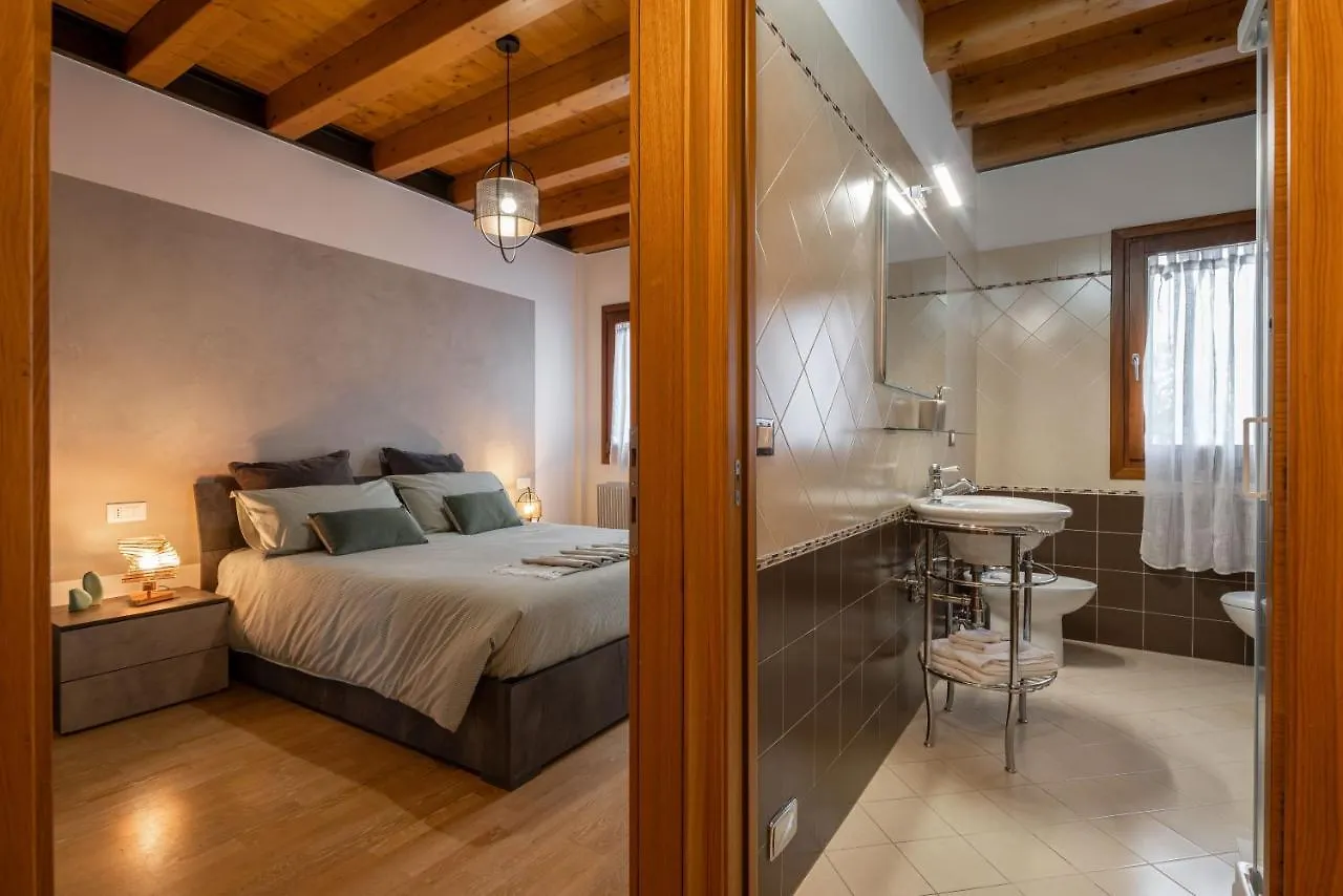 Venezia-Suite HemingwayA Pochi Passi Outlet Noventa di Piave Appartamento